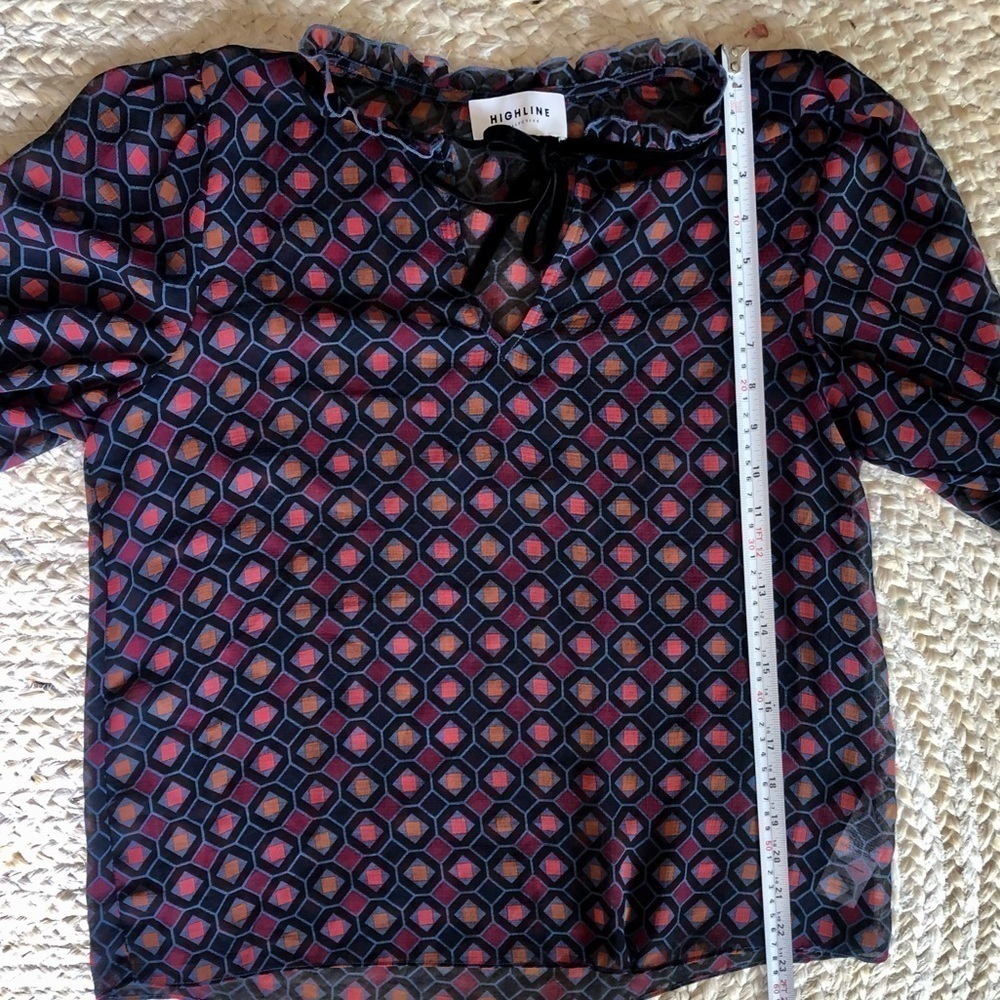Highline Collective Geometric Print Ruffled Collar blouse top - Picture 2 of 8